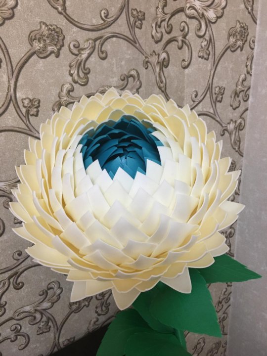 Картина лилия из изолона