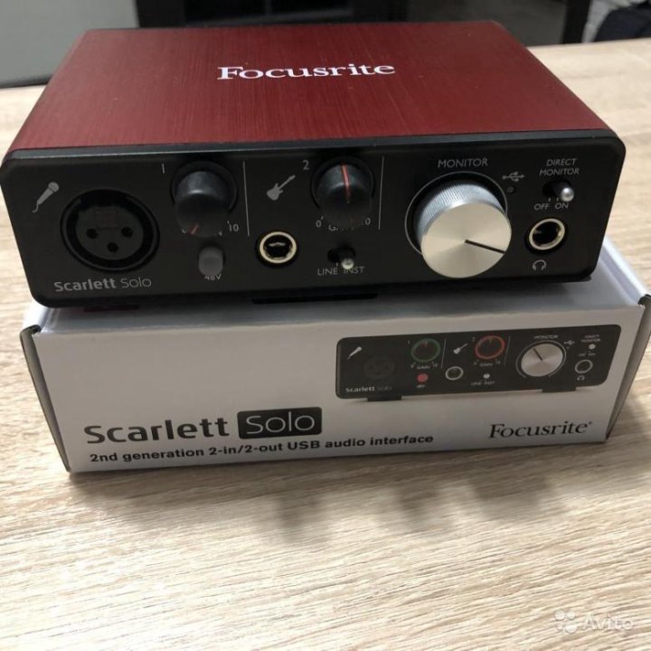 Звуковая карта scarlett solo. Внешняя звуковая карта Focusrite Scarlett solo. Скарлет Соло аудиокарта. Scarlett solo 1 Gen.