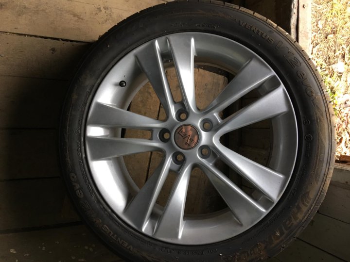 215 50 R17 Фото