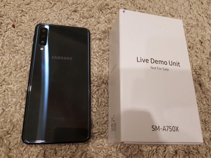 Демо юнит. Live Demo Unit Samsung s22. Live Demo Unit Samsung s22 задняя крышка. Live Demo Unit Samsung z. Live Demo Unit not for sale.