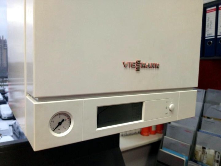 Viessmann vitopend 100 ошибка f02. F05 котел Viessmann. Котёл Висман витопенд 100 ошибка f05. Вайсман котел газовый Vitopend 100. Котёл Viessmann Vitopend 100 f05.