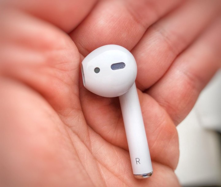 Наушники airpods 2 копия. Фото аерпотцов.