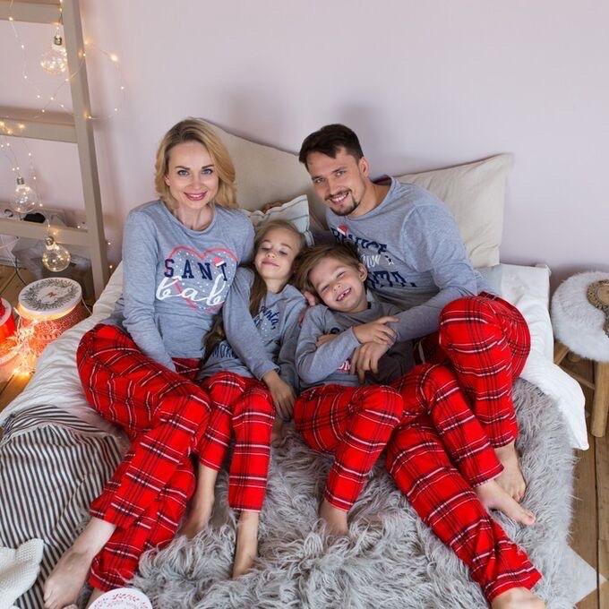 Комплект Новогодних Пижам В Стиле Family Look Комплект Новогодних Пижам В Стиле Family Look