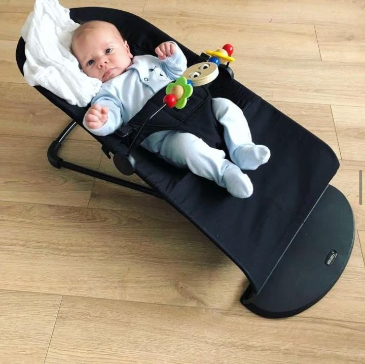 Игрушка на шезлонг babybjorn