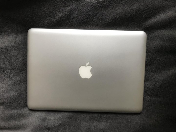 Macbook mid 2010