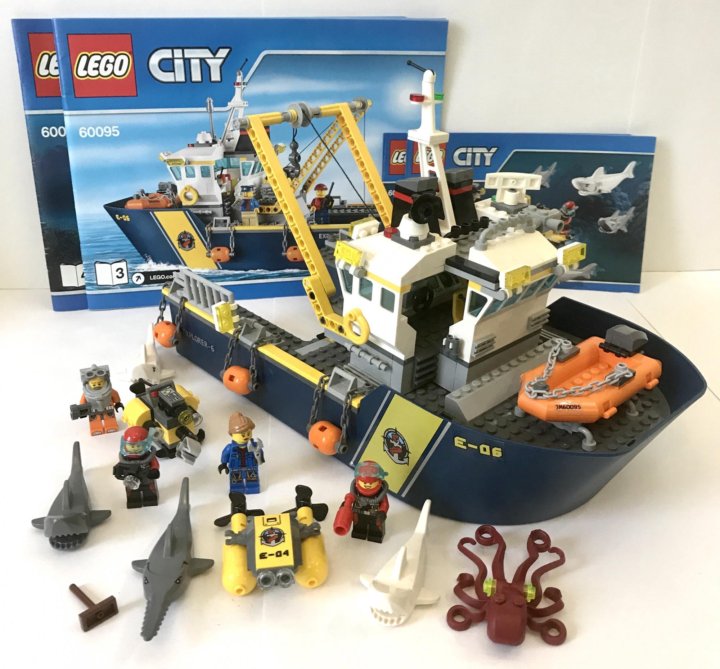 Lego city 60095 online