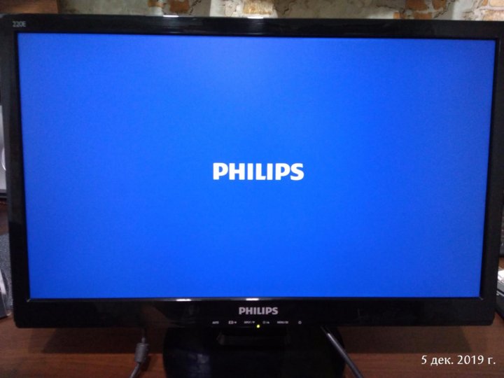 Экран 22 дюйма. Монитор Philips 241e1. Philips 241e1sb/01. Монитор Philips 22. Philips 241e1sb/01 подставка.