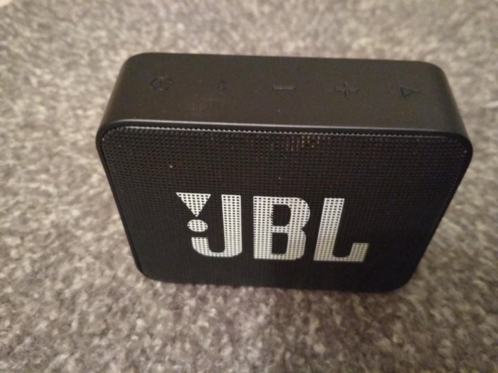 Авито спб купить колонка. Колонка JBL go 2 черная. JBL go 3 Pink. JBL Plus. JBL go2 чёрная га столе.
