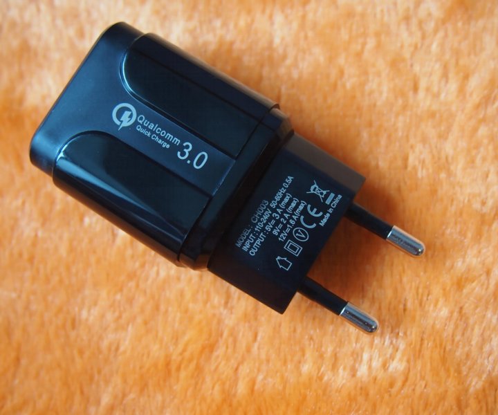 сзу borofone ba36a micro qc3. Quick charge 3. Ugreen быстрая зарядка. Ui-18 зарядка. 0 18w.