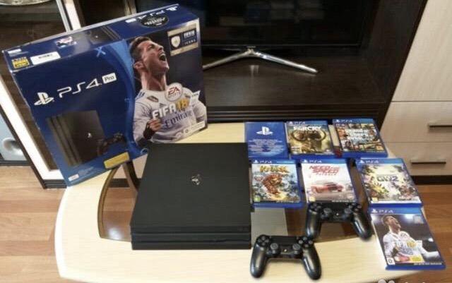 Sony PlayStation 4 PRO 1TB – купить в Санкт-Петербурге, цена 23 500 руб ...