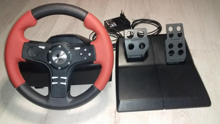 Не работает руль logitech. Игровой руль logitech g920. Руль logitech 350 mdl. Formula force ex. Как закрепить игровой руль на столе.
