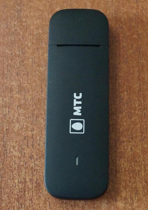 Модем мтс 827f. USB модем МТС 827f. 827f МТС белый. 827f модем книжка.