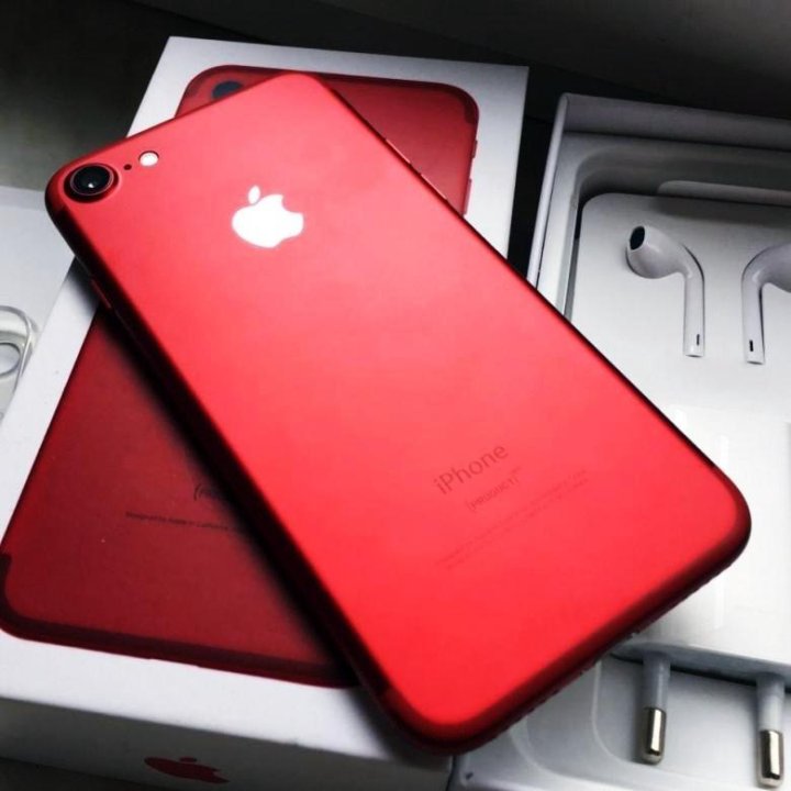 Iphone красный. Iphone 7 Red. Айфон 7 красный. Айфон красный на 32 ГБ. Цвет iphone7 Red.