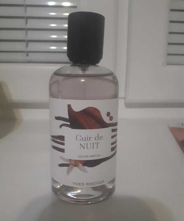 Yves rocher cuir. Cuir de nuit Yves Rocher сухие духи.