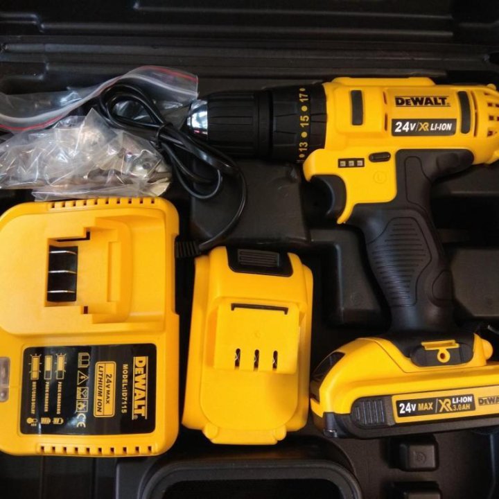 Деволт 24 вольта. Шуруповерт DEWALT 24v. Шуруповерт DEWALT 24v набор. Шуруповёрт ДЕВОЛТ 24 вольта. Шуруповерт 24 Ампера.