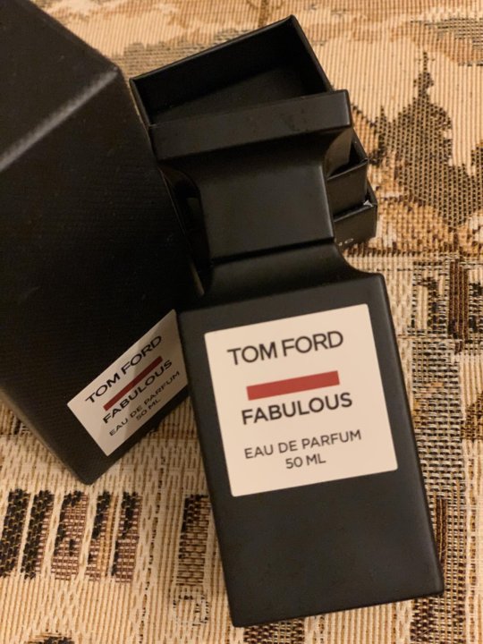 Tom ford fabulous отзывы. Том Форд fabulous. Tom Ford коробка. Tom Ford серийный номер. Пакет Tom Ford.