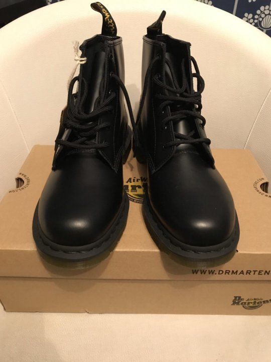 dr martens 101 smooth black
