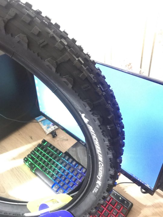 Авито резина на мотоцикл. Pirelli sport. Грязевая резина на мотоцикл урал. 100 80 17 резина мото. 110/90-16 моторезина.