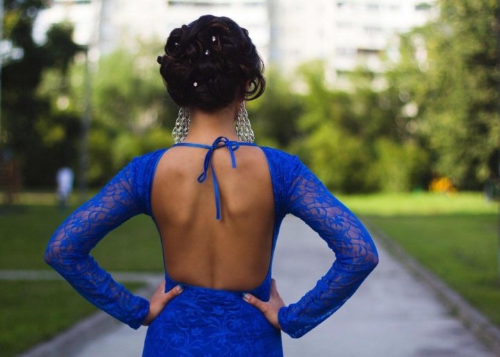 Платье С Открытой Спиной Голубое фото 16