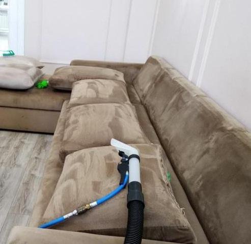 Фабрика чистки ковров. Мойка ковров. Стирка ковров. Фабрика чистки ковров. Стирка ковров.