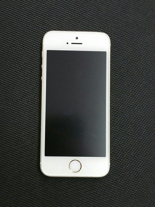 Рабочий телефон. Магнитогорск айфоны. Фото телефона а 22. Iphone 4s 16gb фото. Коллекционирование сотовых телефонов.