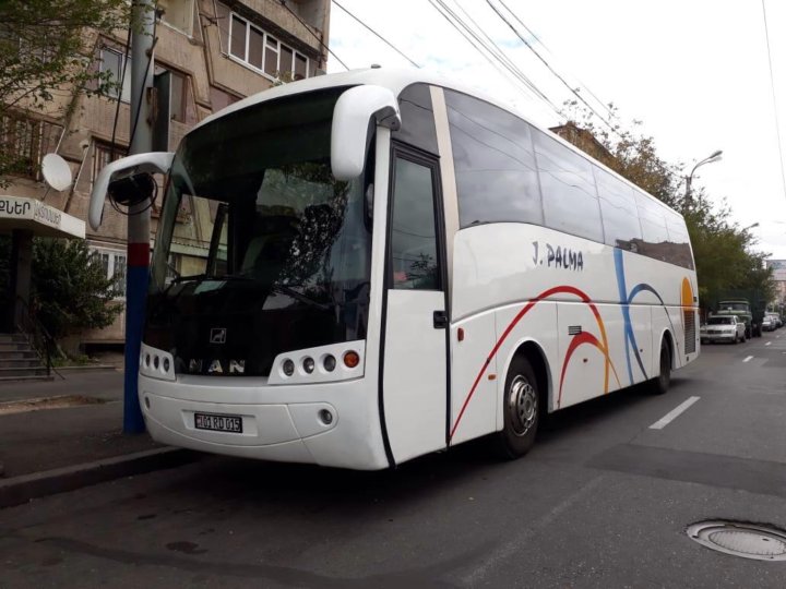 Перевозчик Ереван Ростов автобус. Ереван транспортные компании. Автобус Москва Yerevan. Baseyni gner@ Hayastanum.