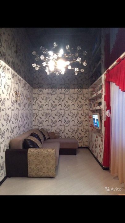 2 комнатная квартира краснотурьинск авито. Октябрьская 22 Краснотурьинск. Квартира Краснотурьинск.