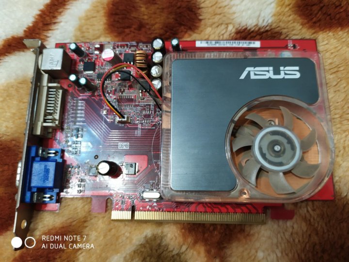 Asus 256. Видеокарта ASUS 256.