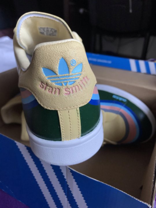 stan smith sean wotherspoon