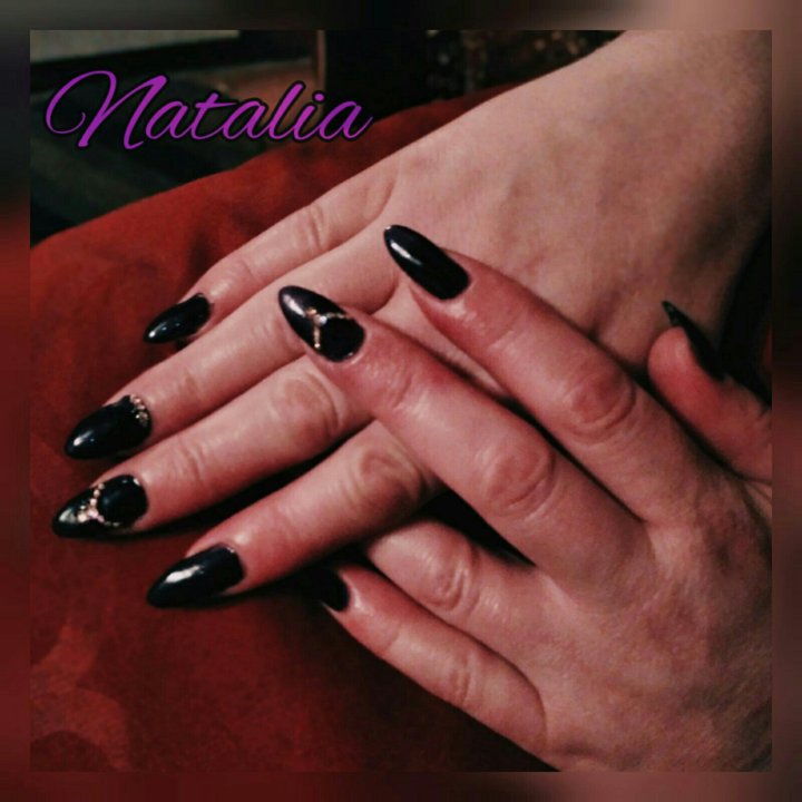 синий маникюр на короткие ногти обычным лаком. мастер маникюра улан удэ. мастер маникюра улан удэ. синие ногти своими руками. юлия маникюр улан-удэ.