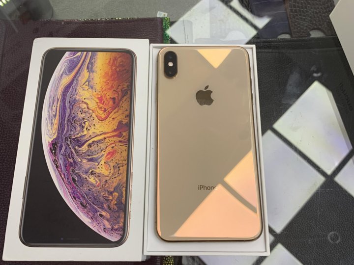 Xs max в корпус 13. Айфон XS Max память. XS Max 256 в корпусе 13. XS Max в корпусе 13 про Макс на 256 фото Франкенштейна. Айфон 12 про Макс отражается на солнце.