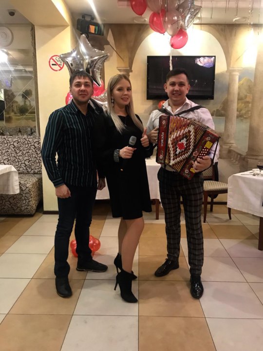 григорьев евгений тамада. чувашский тамада. ведущий тамада новочебоксарск. женя григорьев тамада. алексей московский чувашский певец.