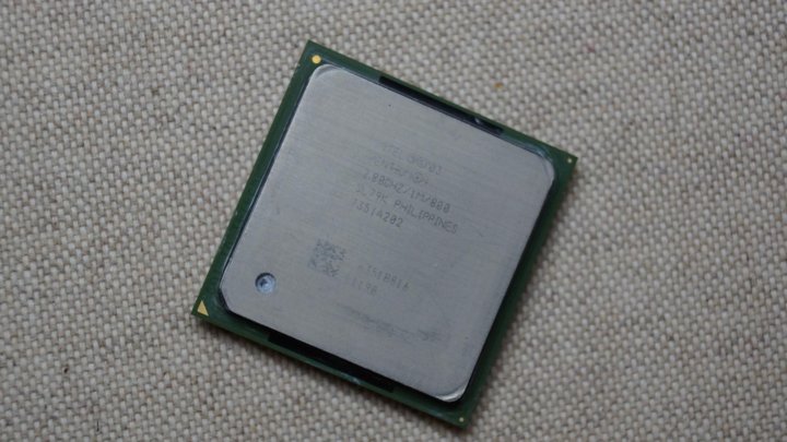 Intel pentium 2.4. Пентиум 4 sl79k. Pentium 266mmx sl2z4. Intel 03 Pentium 2.80 GHZ 1m 800 7423a093.