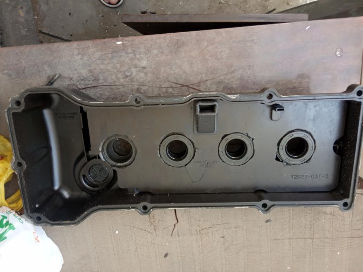 Крышка клапанов ямз 236 с заливной горловиной. Клапанная крышка гранд витара 2. Прокладка клапанной крышки ямз 7511 раздельные головки. Клапанная крышка маз. Клапанная крышка маз.