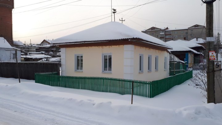 Дом на авито в ирбите. Ирбит дома. ирбит улица кирпичного завода 20. ирбит улица школьная. ирбит частный дом.