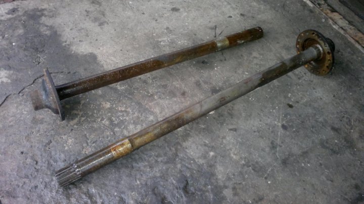 6505-2403073 полуось левая. полуось краз. полуось переднего моста краз 255. шрус краз 260. полуось краз.