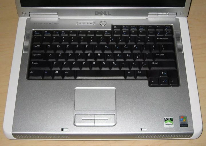 Dell inspiron 1501. Ноутбук dell Inspiron 1501. Dell Inspiron 1501 клавиатура. Ноутбук dell Inspiron 1501 апгрейд.