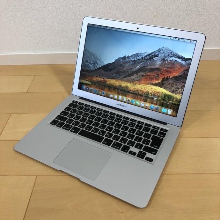 Macbook m2 серебристый