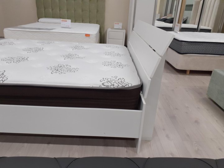 Кровать umbretta 160х200 см. Кровать двуспальная 160х200 серая домино. Кровать орматек домино 2. Volker кровать больница. Кровать орматек umbretta.