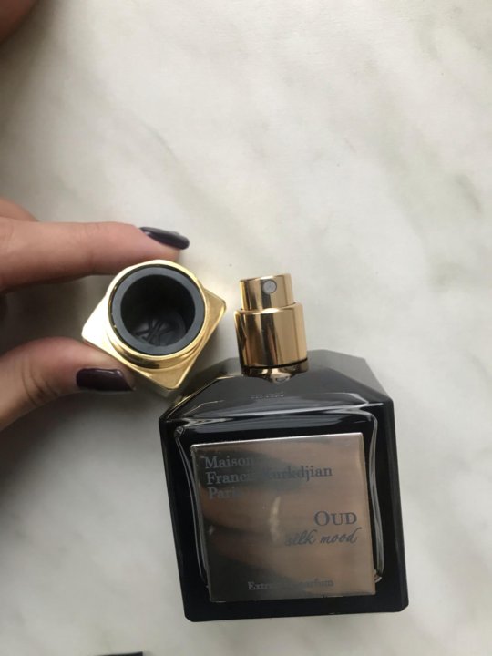 Maison francis kurkdjian oud silk. Духи oud Silk mood. Kurkdjian oud Silk mood. Maison Francis Kurkdjian oud Silk mood. Духи oud Silk mood 50 мл.