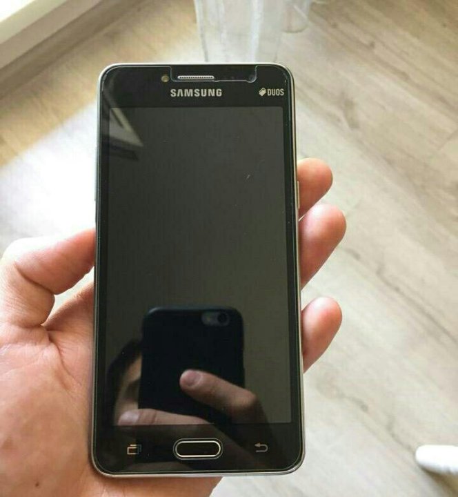 Авито самсунг краснодар. Samsung galaxy grand 2 duos. Самсунг гелакси а5 2016 год. Samsung sm-g7102 galaxy grand 2 white. Авито самсунг краснодар.