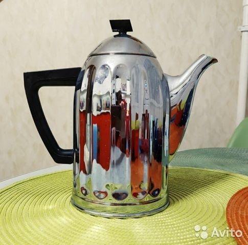 кольчугино музей завода кольчугцветмет. кольчугинский мельхиор посуда из меди. кольчугинский мельхиор медная посуда. посуда кольчугино. поднос круглый из мельхиора.