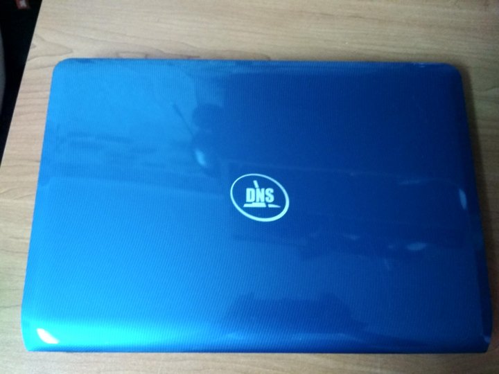 Note 12 год выпуска. Ноутбук DNS синий 120g. Ноутбук DNS В синем корпусе. Ноутбук ДНС синий характеристики. Ноутбук DNS старый.