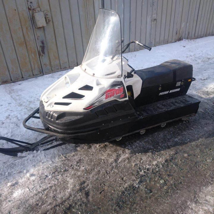 Буран с пробегом. Снегоход буран 640 удлиненный. Снегоход буран в лесу. Снегоход буран 640. Снегоход буран 2011.