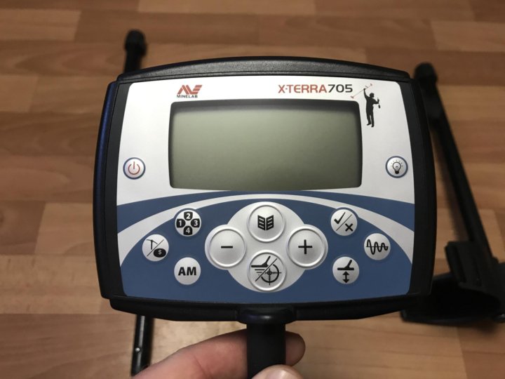 Х терра 705 бу. Разъем катушки x Terra 705. Minelab x Terra 705 коробка. Динамик x Terra 705. X Terra 705 наушники.