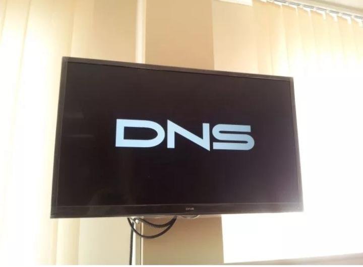 Днс телевизоры нижний. DNS модель: h32a30. ДНС телевизоры самсунг. ДНС телевизоры 32 дюйма. Телевизор Leff 32h530t.