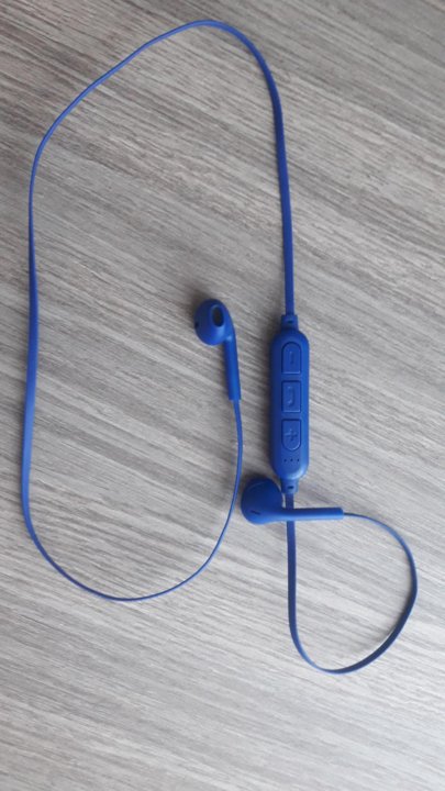 Qub наушники bluetooth. Наушники Qube STN 178. Наушники внутриканальные Bluetooth qub STN-178 Blue. Наушники w.o.l.t. Bluetooth-гарнитура qub STN-180 белый.