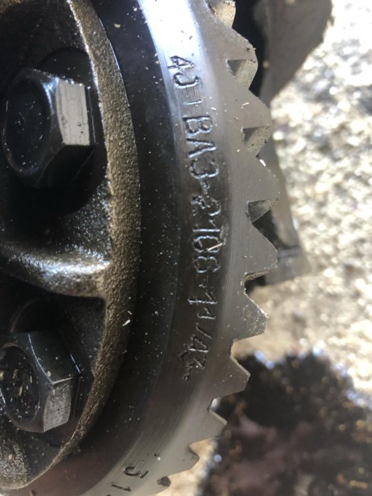 Маркировка заднего редуктора ваз 2106. Редуктор ваз 2102. Сколько зубьев на редукторе нивы. Маркировка на редукторе ваз 2106. Сколько зубьев на редукторе нивы.