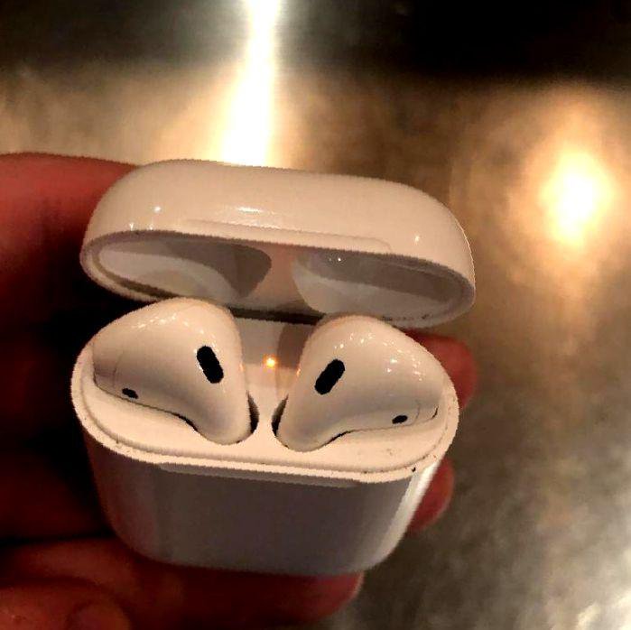 Airpods pro 2 ios. Аэрподс Reno 2 наушники. Аирподс k55. Аирподс про и аирподс 2. Аирподс Фокс.