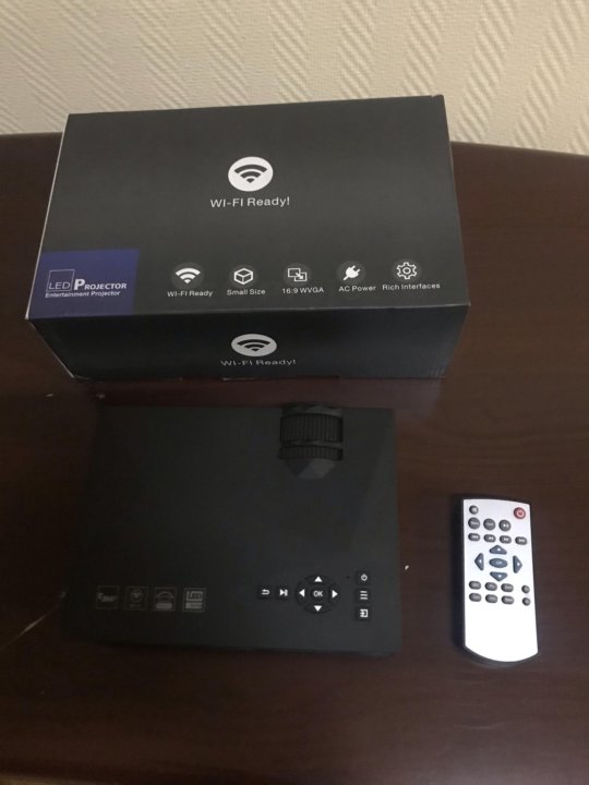 UNIC UC46 LED PROJECTOR WI-FI READY 